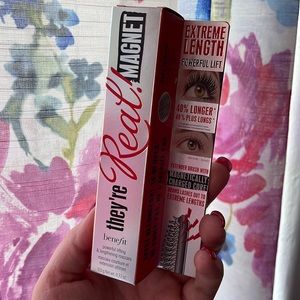 Benefit They’re Real Magnet mascara